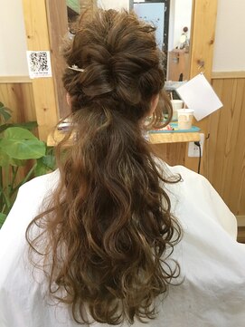 ララテラス(LaLa Terrace) ～LaLa Terrace流～波ウェーブ×ネオハーフアップ☆