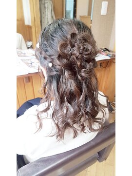 エクステンション クーチャー(Extention Cu'cha) 結婚式に☆編み込みお花ハーフアップ(^O^)