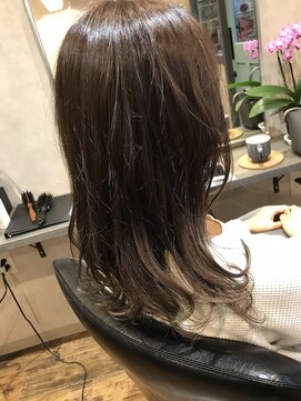 ヨーロー(YOLO) ナチュラルロング