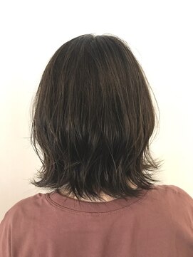 アンブリック(AN_BLICK) 伸ばしやすいミディアムヘア