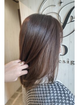 イコウヘアデザイン(icou hair design) ナチュラルベージュ×インナーカラーミルクティー
