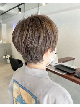 イブ(Eve) ショート×シルバーグレージュ