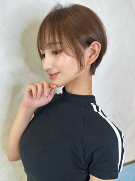 ロンド ストラーダ 心斎橋(Lond strada) ショート×ハイライト白髪ぼかし×マチルダボブ[心斎橋]