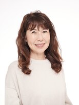 えがお美容室&nbsp;【えがお美容室】50代60代の方に☆分け目カバーミディアム