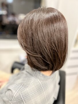 コア フィール ア デイ(COIFFURE A DAY) 【M3D見附今町】髪質改善カラー