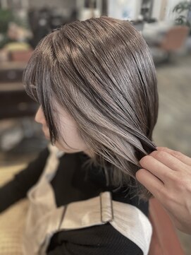 ルッカ(RUKKA hair studio) グレージュインナーと顔周りレイヤー