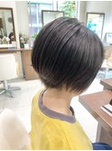 ショートボブ