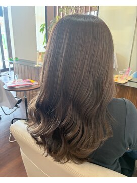 カルムヘアデザイン(Calme hair design) ゆるふわロングヘア