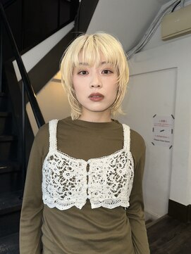 【BOW HAIR】ハイトーンレイヤーボブ