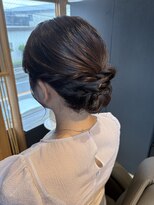 シークエストアンドシプラス(C/QUEST&C-plus)&nbsp;お呼ばれ　ヘアセット　まとめ髪　辻堂