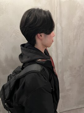 リリアーナ(LILIANA) センターパート　メンズミディアム　池袋メンズ