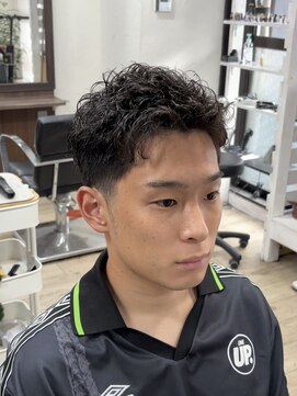 アイヴィー 池袋(IVY) まとまる刈り上げテーパーショートパーマ[池袋/メンズ]