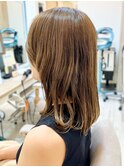 顔周りレイヤーセミロングボブ