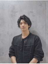 シシ 新宿(She 2.) YUYA 美髪矯正