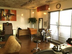 hair lounge HOME(ヘアーラウンジ　ホーム)