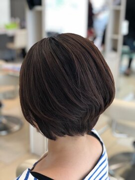 ミーティア バイ クアトロ(Meteor By QUATRO) 【QUATRO戸塚立場】ショートレイヤー　安田和正