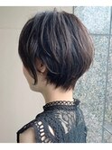 大人可愛い20代30代40代小顔ワンサイドショートボブ丸み前下がり