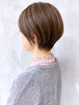 アイティー バイ アルバム 中野店(IT by ALBUM) ミニショート_エアリーミディショートパーマ_ba317111