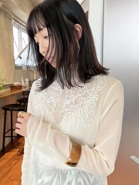 サイン 表参道(SIGN) フェイスレイヤー　切りっぱなし　ボブ　ミディアム　表参道