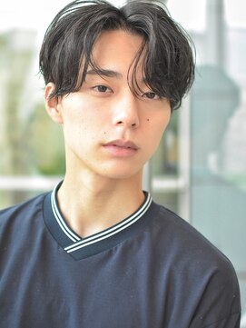 ディッセンバー 神宮前(December) ニュアンスパーマ/マッシュパーマ/ウルフ/波巻きスパイラル/渋谷