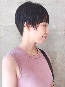 セル(CELL) ショートヘア　ベリーショート　レイヤー　大人マッシュ