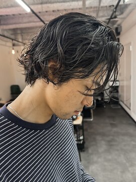 グッドタイムエフティフィフス 横浜西口(GoodTimes ft.fifth) 横浜シャドウパーマツイストスパイラルパーマセンターパート30代