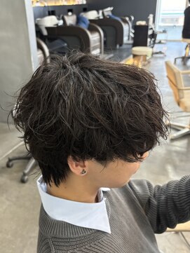 バース バイ ハピネス(BIRTH by happiness) シャドウパーマ/スパイラルパーマ/波巻きパーマ