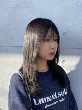 ザ アクネ 岡崎竜美丘店(THE ACNE) ★レディース，カット，レイヤーカット，ロングヘア