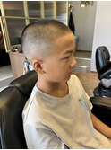 丸刈りスキンフェード