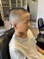 アウル(OWL) 丸刈りスキンフェード