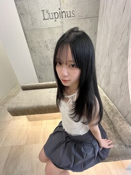 ロンドルピナス 小倉(Lond Lupinus) ミディアムヘア暗めカラー/デザインカラー/フェイスフレーミング