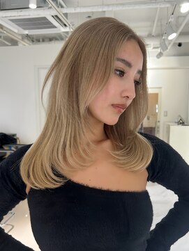 ヨロ 渋谷(YOLO) 韓国ヘアーハッシュカットレイヤーカットハイライトカラー