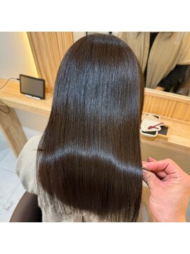 ケアカラー髪質改善で綺麗を維持しませんか？