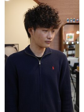 エディ(Edy) メンズマッシュツイストスパイラルパーマ韓国ヘア眉毛カット岡山