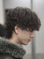 オーバル ジングウマエ(OVARL jingumae)&nbsp;縦落ちパーマシャドウパーマフェザーパーマサーフカール