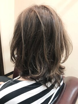 レイール(reir) 大人女子のおしゃれミディー