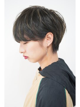 ユニークバイケンジ 町田(unique KENJE) 大人カジュアル20代・30代耳かけハンサムショートハイライト