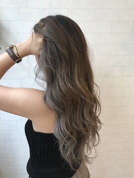 ヘアーワークス ヘルム 渋谷店(HAIR WORKS HELM) 【HELM渋谷】外国人風ハイライト