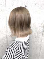 ローウェ 三軒茶屋(Louwe)&nbsp;【Fagus】ハイライト×ペールベージュ×ラインボブ【三軒茶屋】