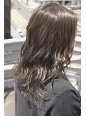 :セミロング　:グレージュ　:イルミナカラー　:透明感　:艶髪
