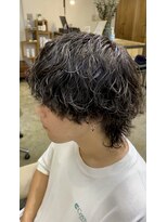 エルオム(EL.HOMME)&nbsp;波巻きクリームパーマ／レイヤーウルフ