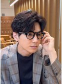 大人フェザーパーマ 刈り上げ ツーブロック ビジネスヘア