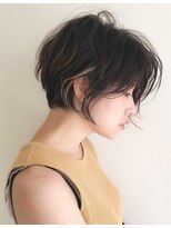 ノイ(noi) #noi_style 丸みショートボブ×イヤリングカラー