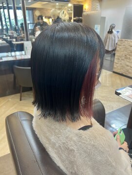 キャラ 池袋本店(CHARA) 白髪ぼかしインナーカラー【ボブインナー/インナーカラーボブ】