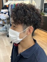 ウェイビーエフティフィフス 横浜西口(WAVEY ft.fifth)&nbsp;横浜波巻きパーマツイスパツイストスパイラルパーマ緩め弱め30代