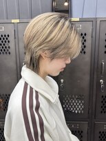 ギークス(GEEKS) 【GEEKS渋谷】センターパートウルフ/ブロンドベージュ/ブリーチ