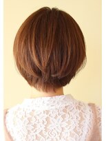 レウナ 外苑前(Reuna)&nbsp;ミルクティーカラーｘトップノットｘノームコアｘうぶバング