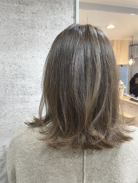 エルド(eld) 30代 40代 外はねヘルシーロブ×グレージュカラー