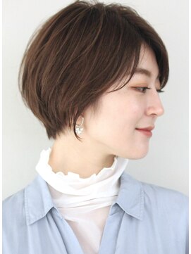 サーカス バイ ビュートリアム 青山(CIRCUS by BEAUTRIUM) 大人可愛い　耳かけショート　ショート　くびれショート　青山