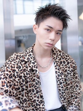 ハバナ 新宿(HAVANA) ソフトツーブロック/刈り上げ/センターパート/ツイスト/ビジネス